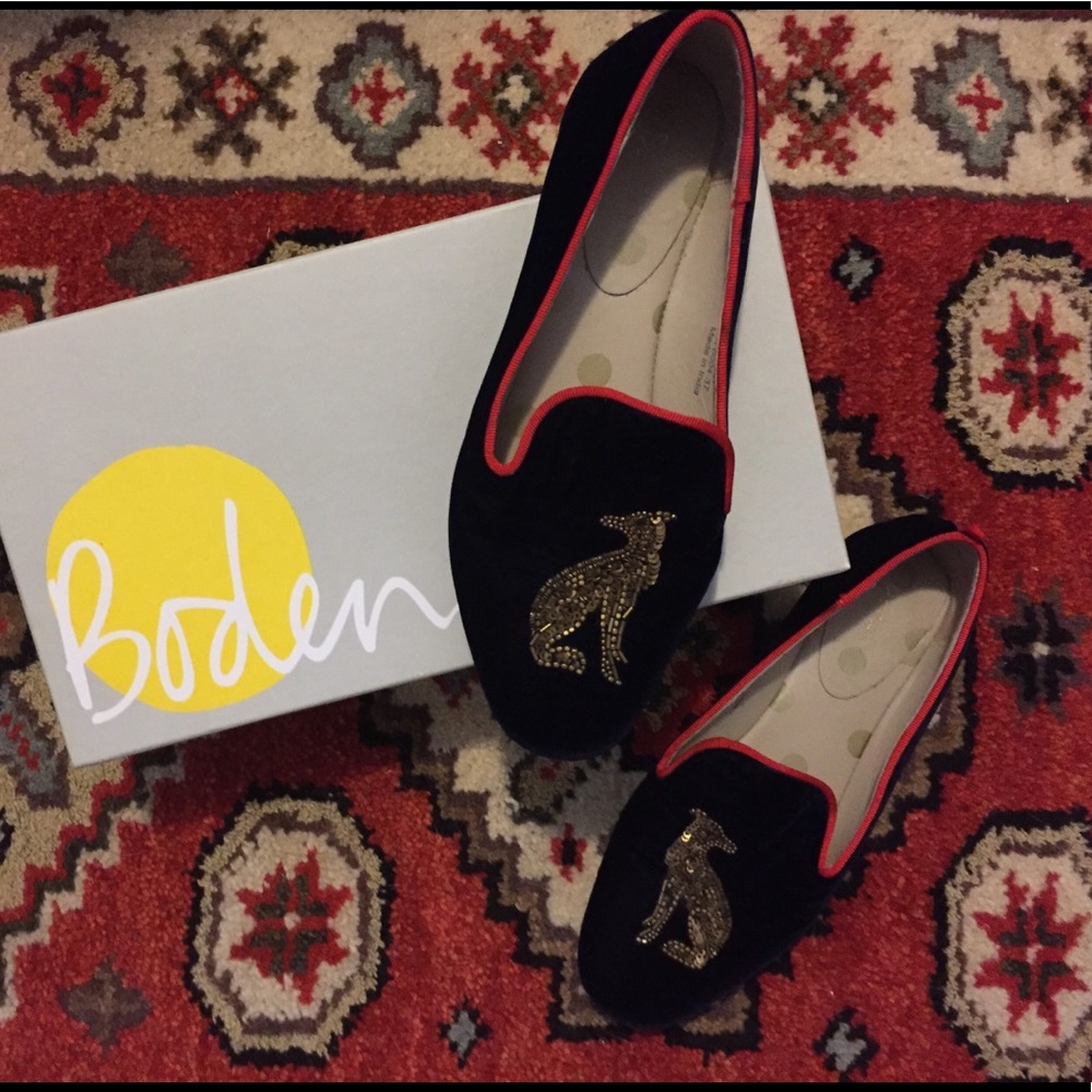 Adorable Boden Embellished Smoking Shoes
